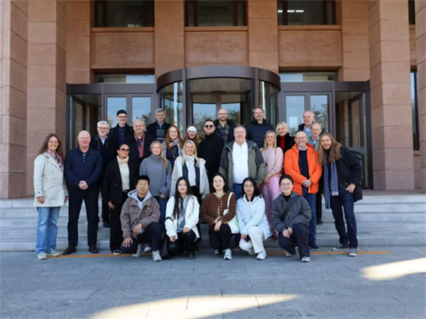 微信图片_2025-12-10_115446_254.jpg 微信图片_2025-12-10_115446_254.jpg